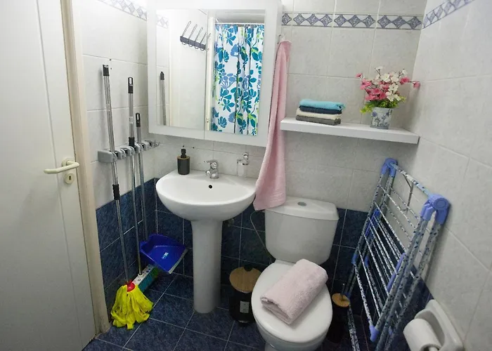 Ariadne 1, Sea Side Boutique